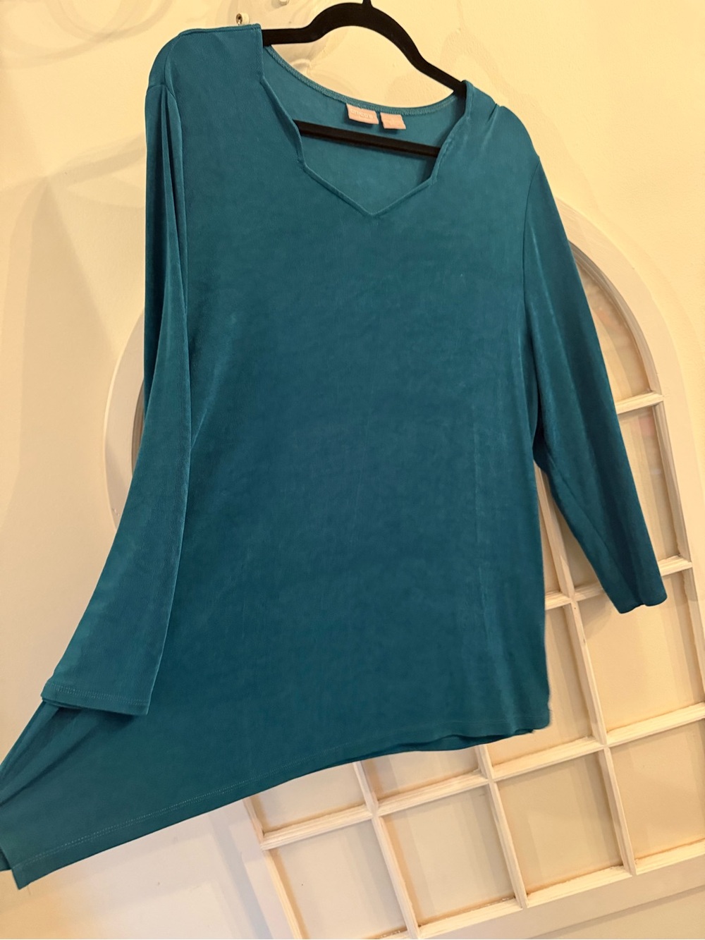 Chico's Travelers Teal Blue Notch Neck Long Sleeve Travel Top Size 2 (US 12/14)